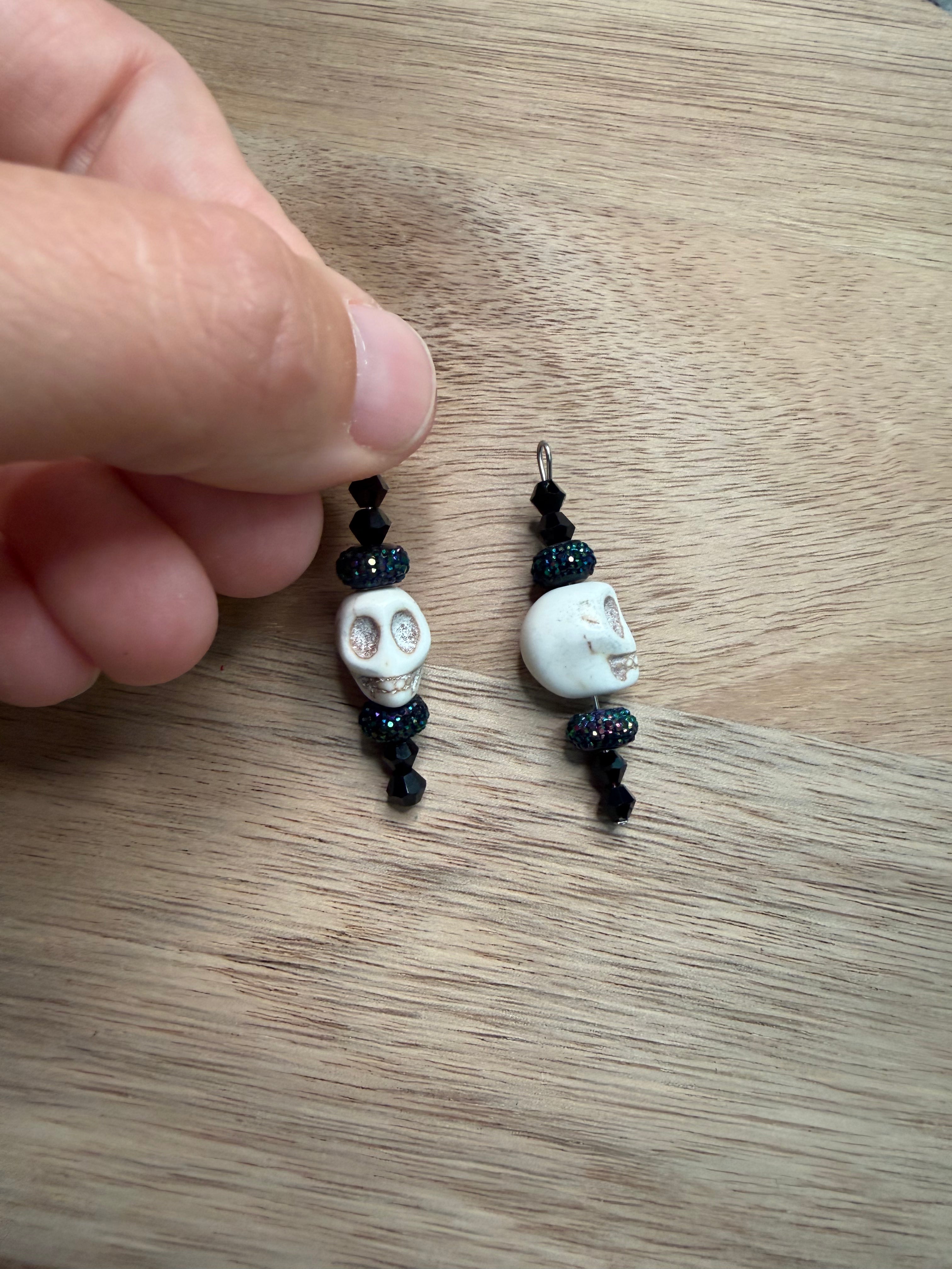 Skulls 1